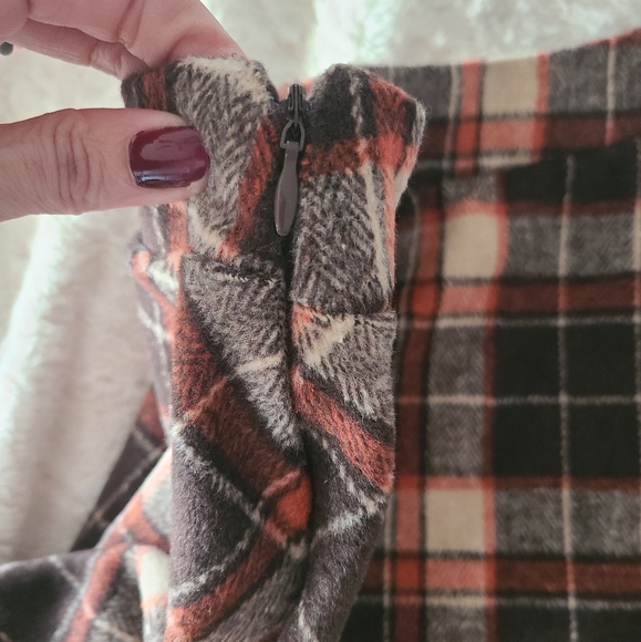 plad circle skirt - Picture 2 of 2